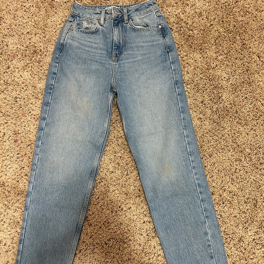 Zara jeans, little but baggier size 0